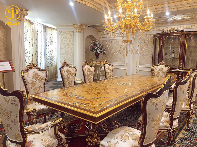 Các hoạ tiết thiết kế được lược giản, nhưng vẫn giữ sự tinh xảo.