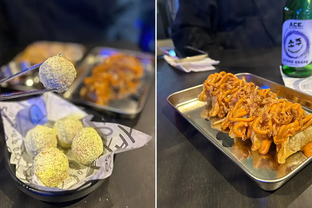 Koreanische Cheese Balls und frittierte Mandu Teigtaschen im Restaurant, Sojubar Essen