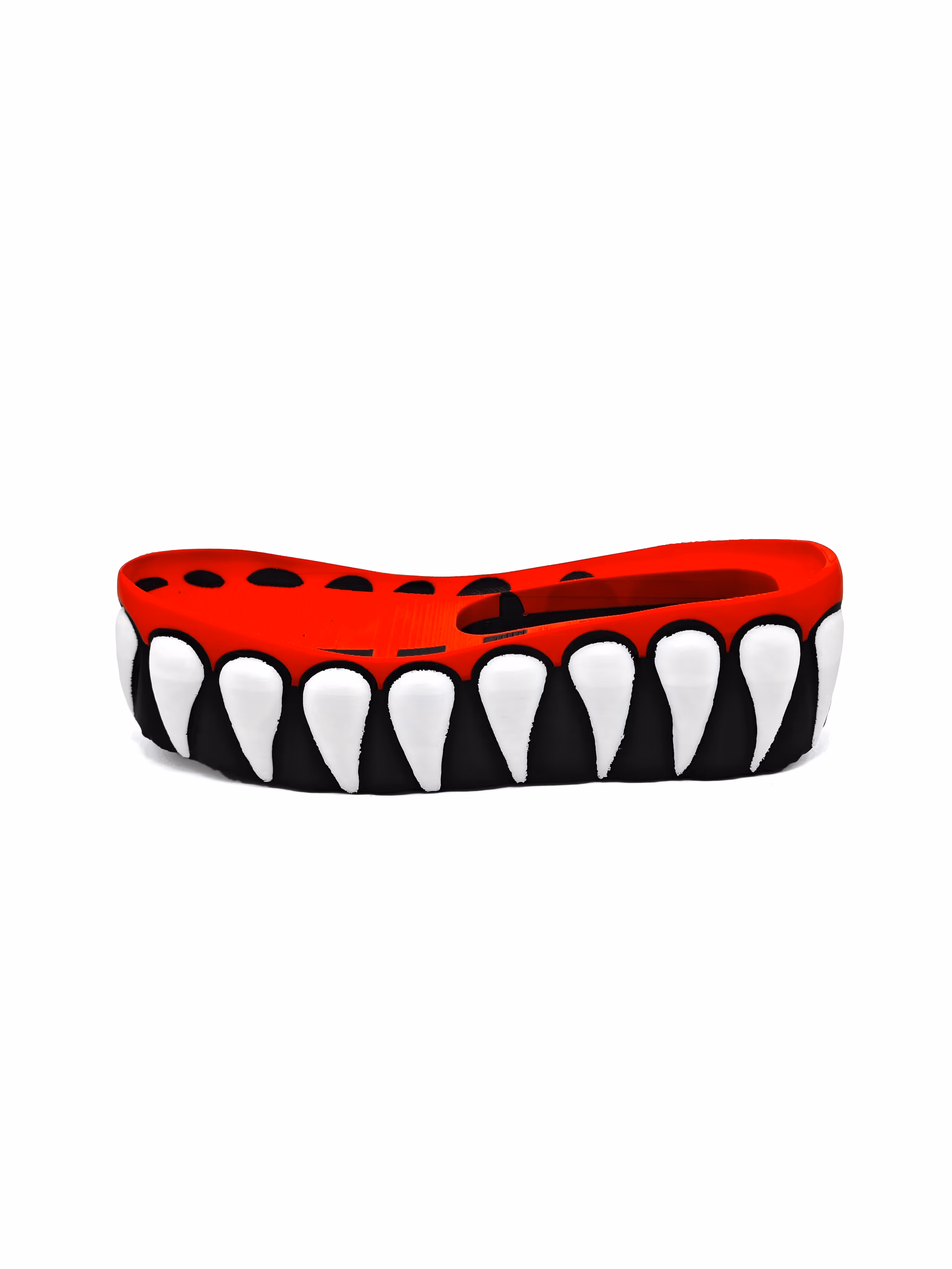 schoenzool replica, 3d geprint in 3 kleuren, rood voor het tandvlees, zwart voor de achtergrond en wit voor de tanden, gemaakt door antistatic bv in opdracht van het modemuseum Antwerpen