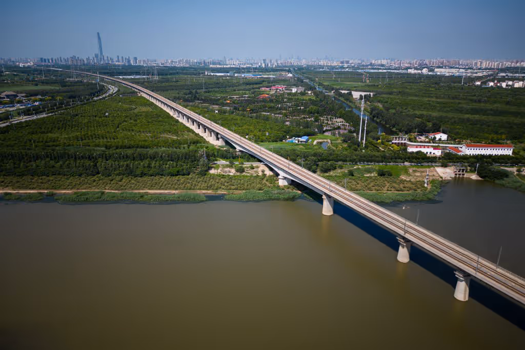 Tianjin Grand Bridge, major entry in longest bridges in the world