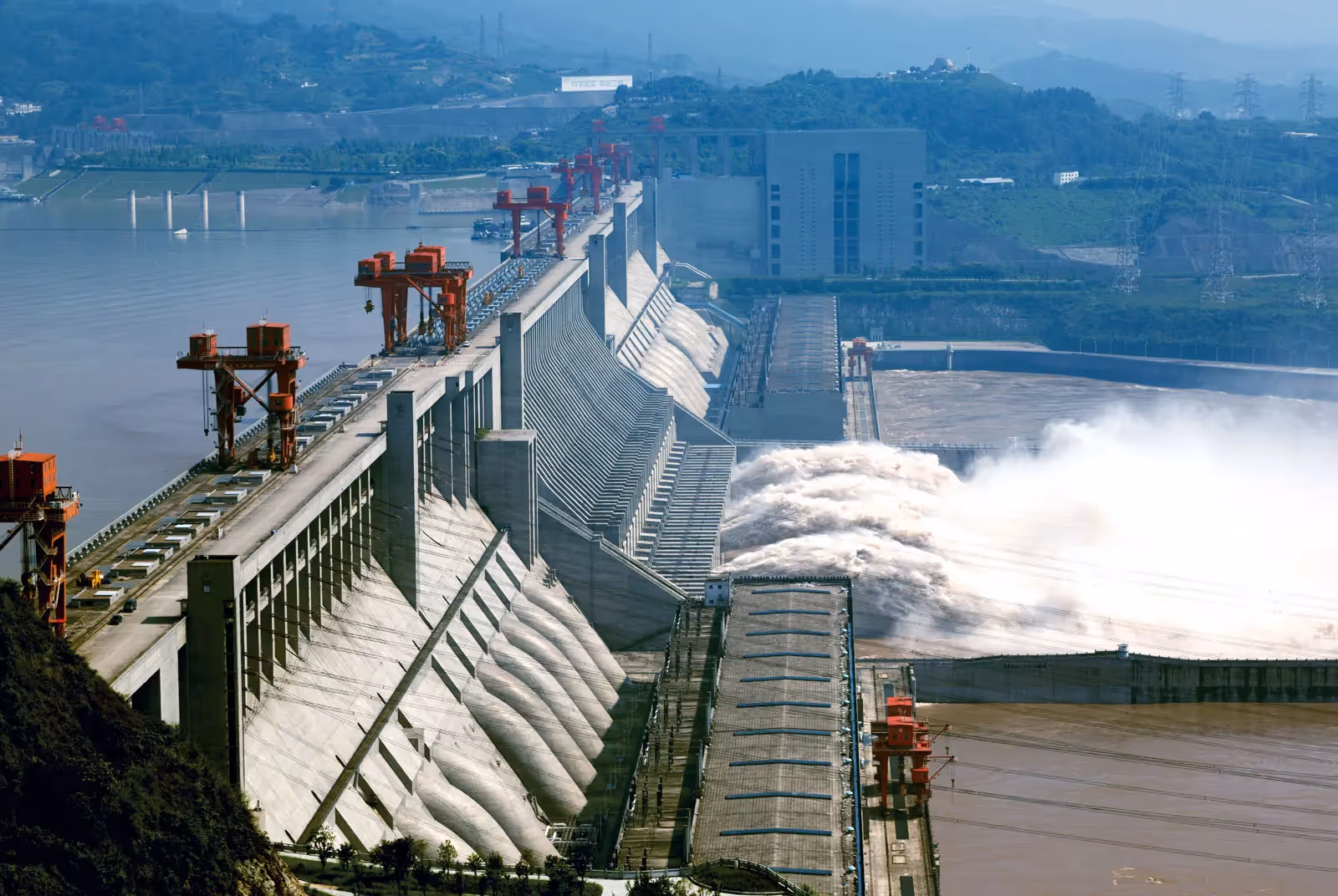 Powerful water release from Three Gorges Dam structure