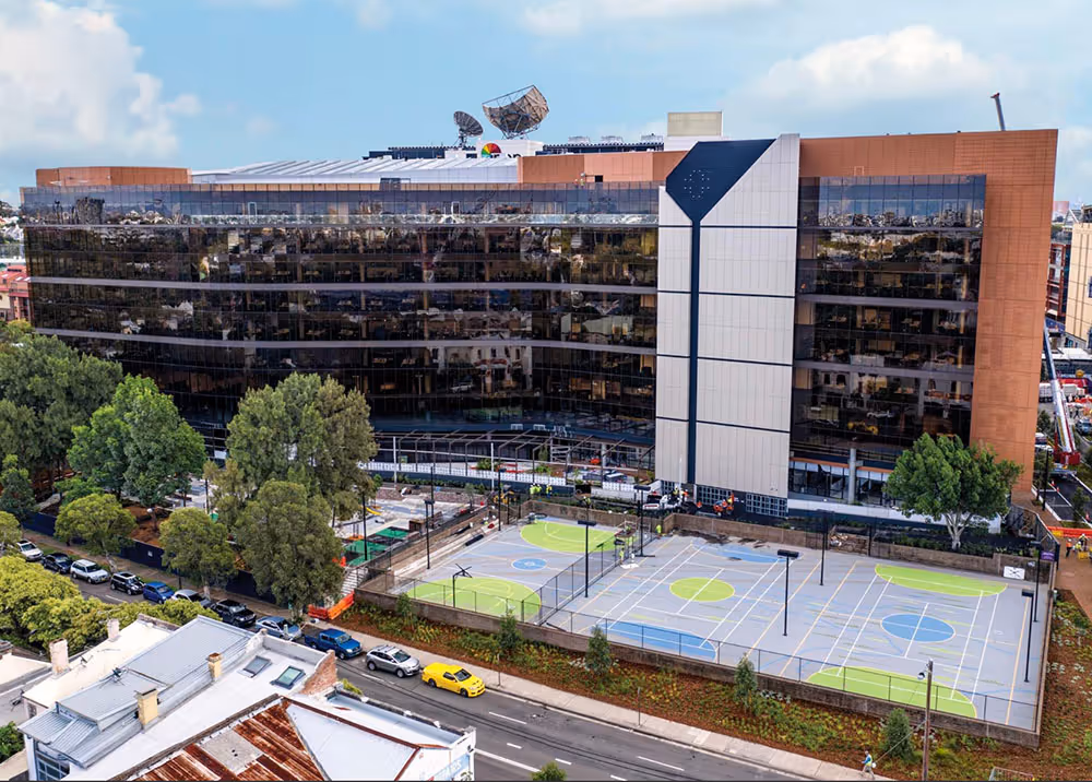 Mirvac, one of the leading construction companies in Australia, built the South Eveleigh precinct with offices and public spaces.
