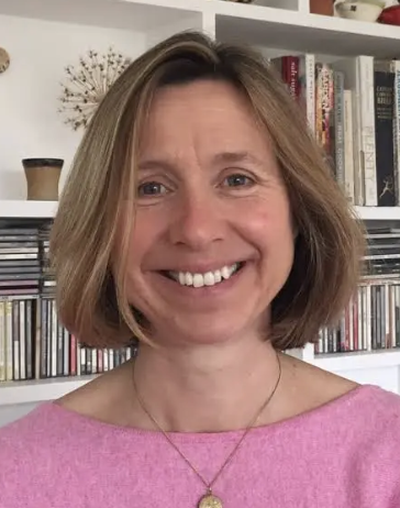 Dr Lucy Pollock