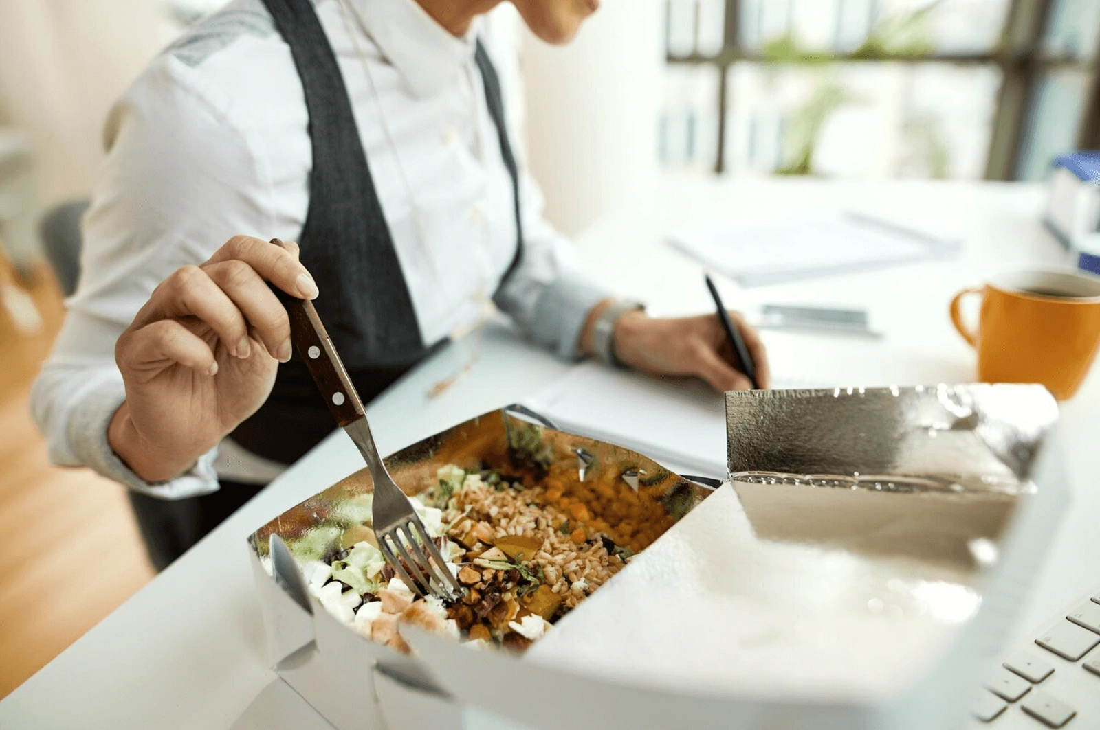 Custom Meals for Employees: The New Way to Boost Morale and Productivity