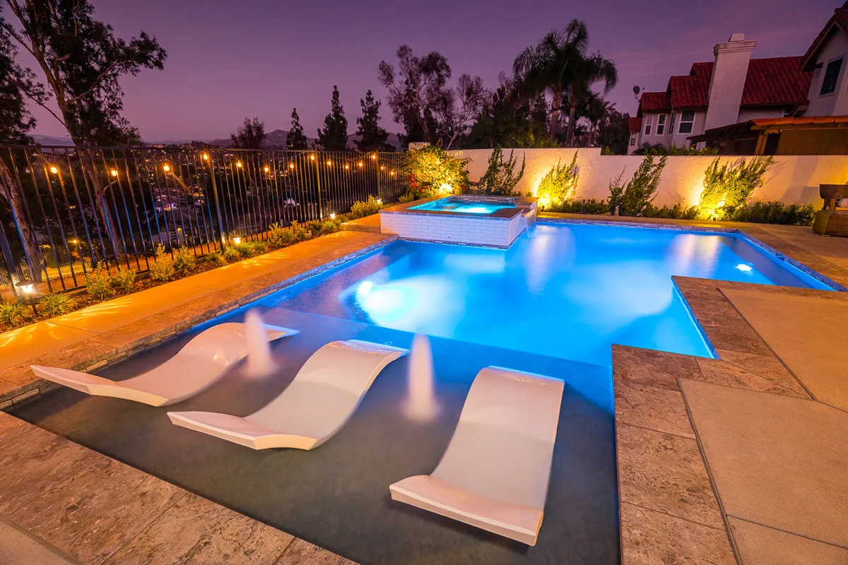 geometric linear pool - pool companies near me