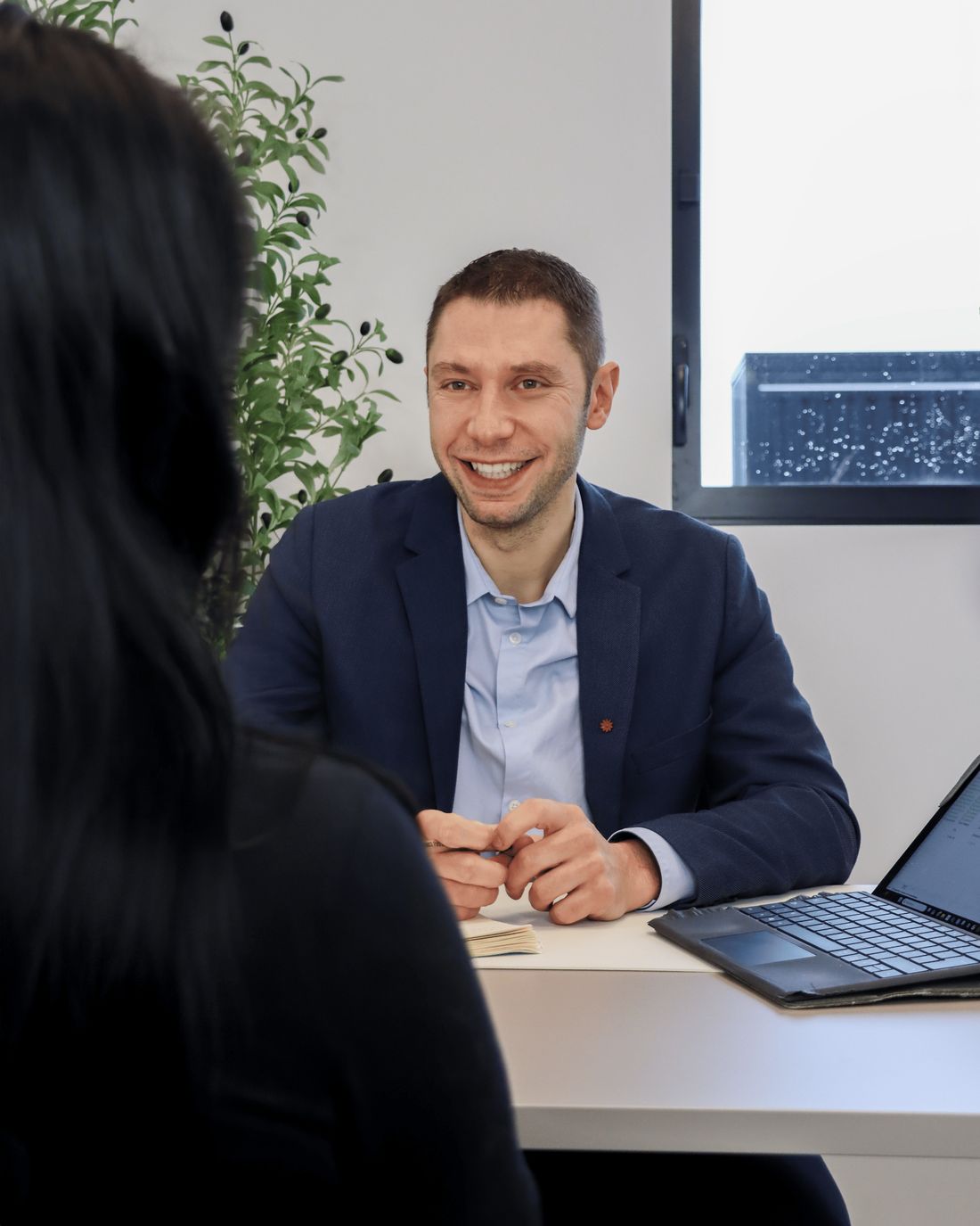 Mickaël Gasnier en rendez-vous avec une cliente