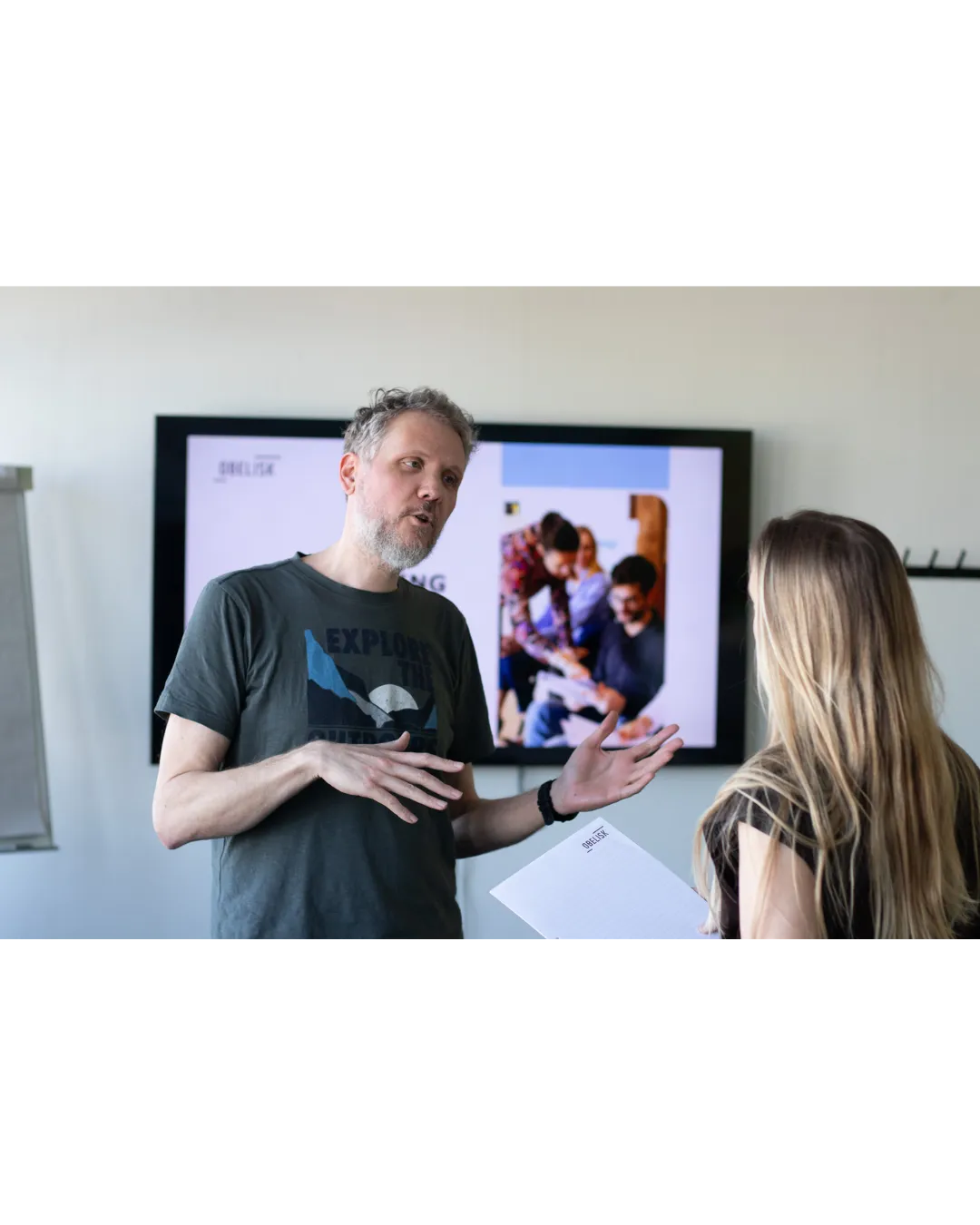 Coachingsvaardigheden voor leidinggevenden: Van gesprek naar concrete resultaten