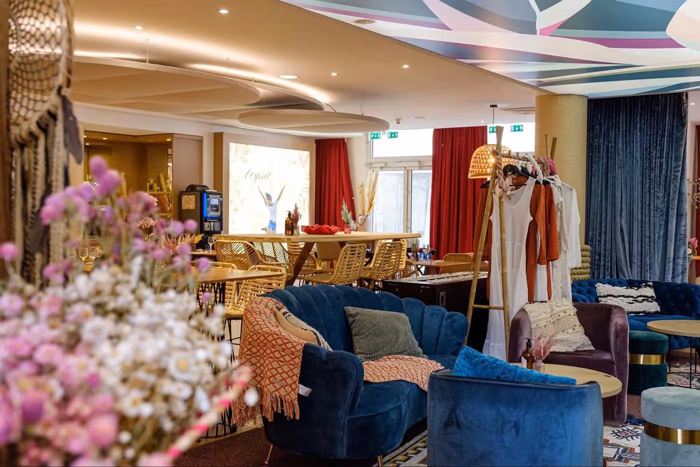 salle du petit déjeuner de l’hôtel