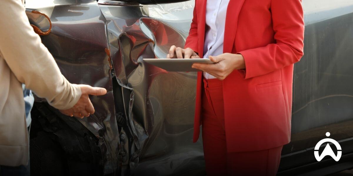 Fleet damage assessment after a vehicle accident, highlighting ways to reduce fleet insurance risk profile and minimise claims.