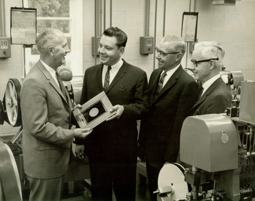 Braxton Nelson receives award.