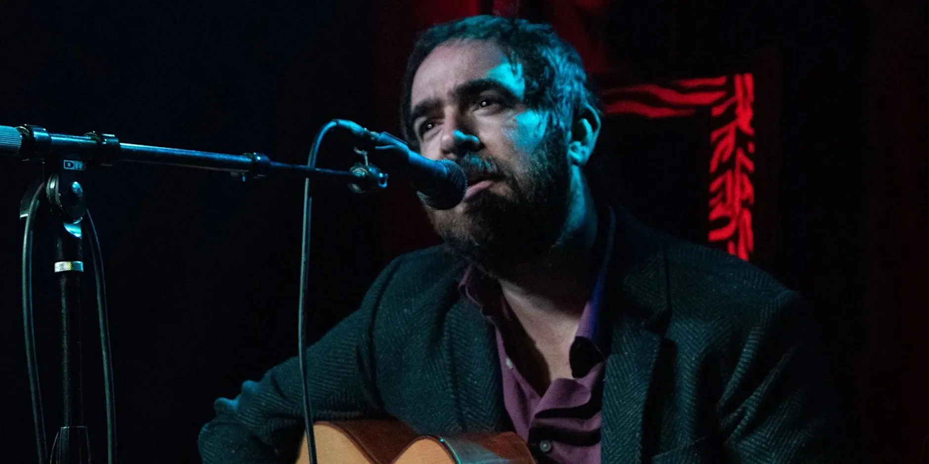 Tom DiMenna’s Story Songs of the 70’s: Featuring the timeless works of Cat Stevens, Gordon Lightfoot, and Harry Chapin, this heartfelt tribute showcases DiMenna’s remarkable ability to channel the vocal and musical style of these legendary artists. 