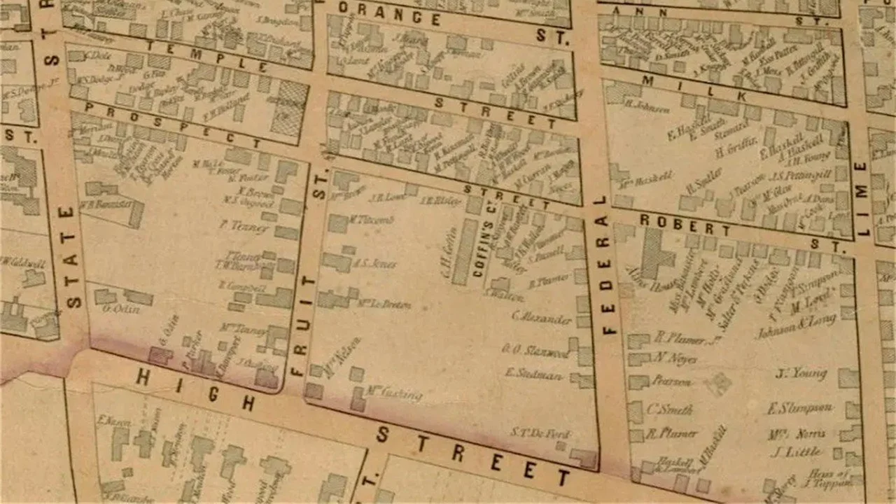 Down-along & The Ridge: High Street Tales Walking Tour: Join noted author/historian Ghlee Woodworth for stories of merchants, inventors, sea captains, civic leaders, and the homes and institutions they shaped.
