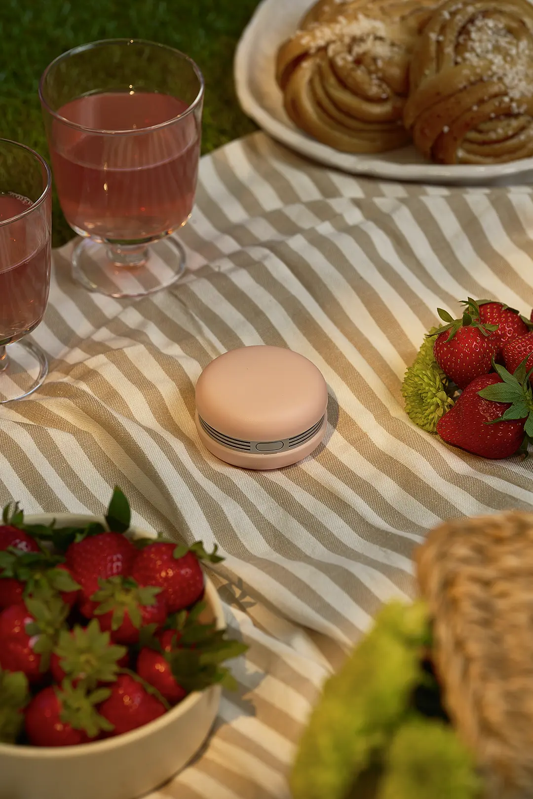 Product photo of OSRAM Smart+ Macaron