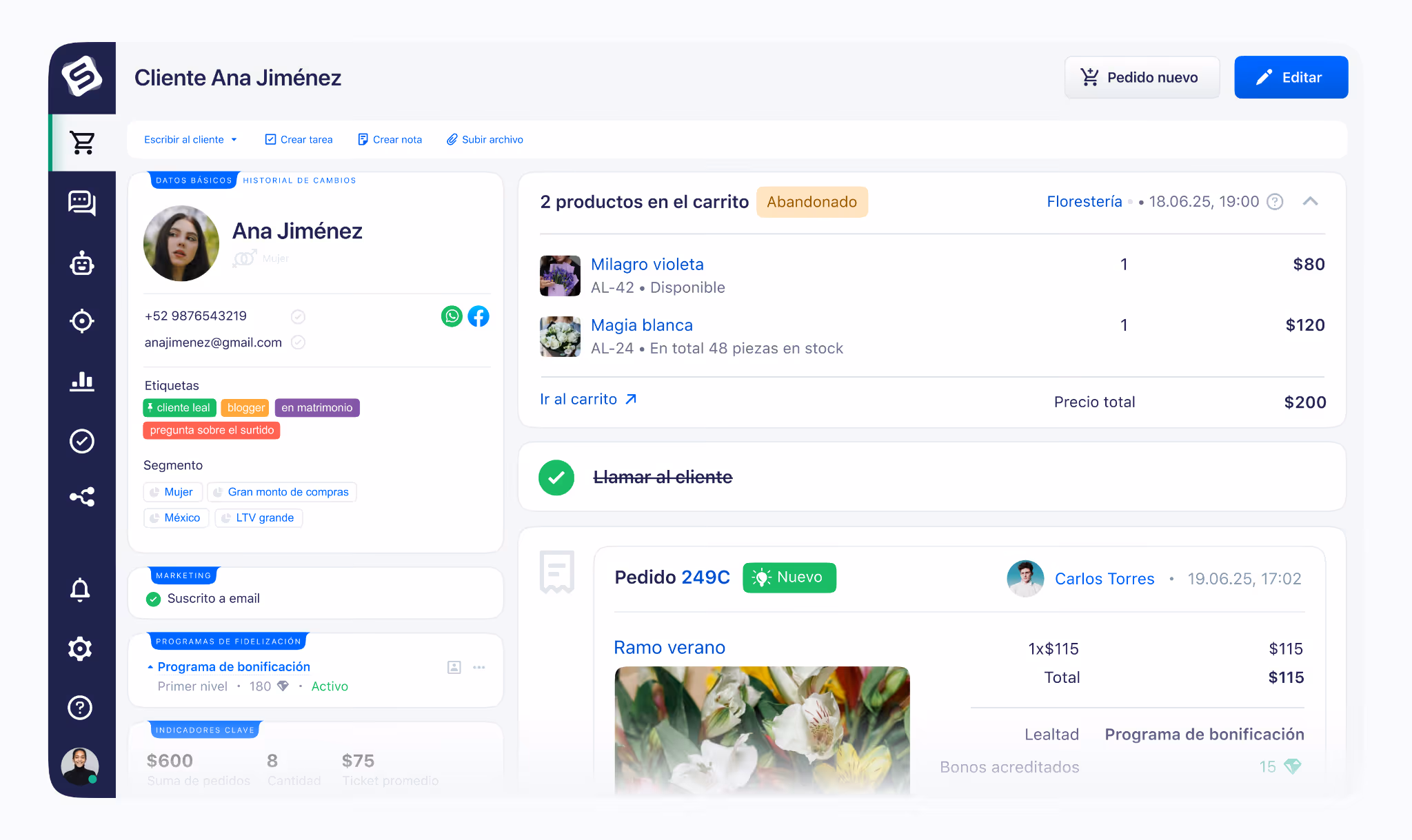 Interfaz mostrando el perfil del cliente con información detallada, incluyendo conversaciones y datos relevantes gestionados a través de Simla.com integrado con WhatsApp Business API