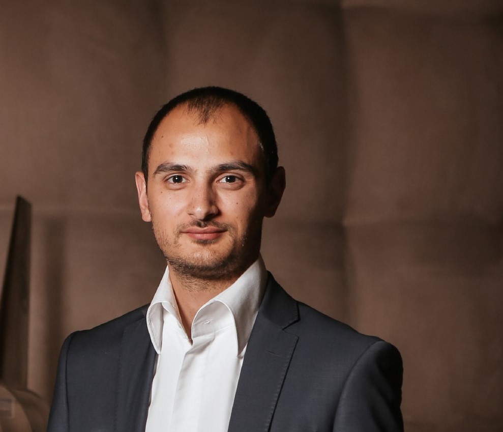 Ukrainian Top Manager and Trouble Shooter