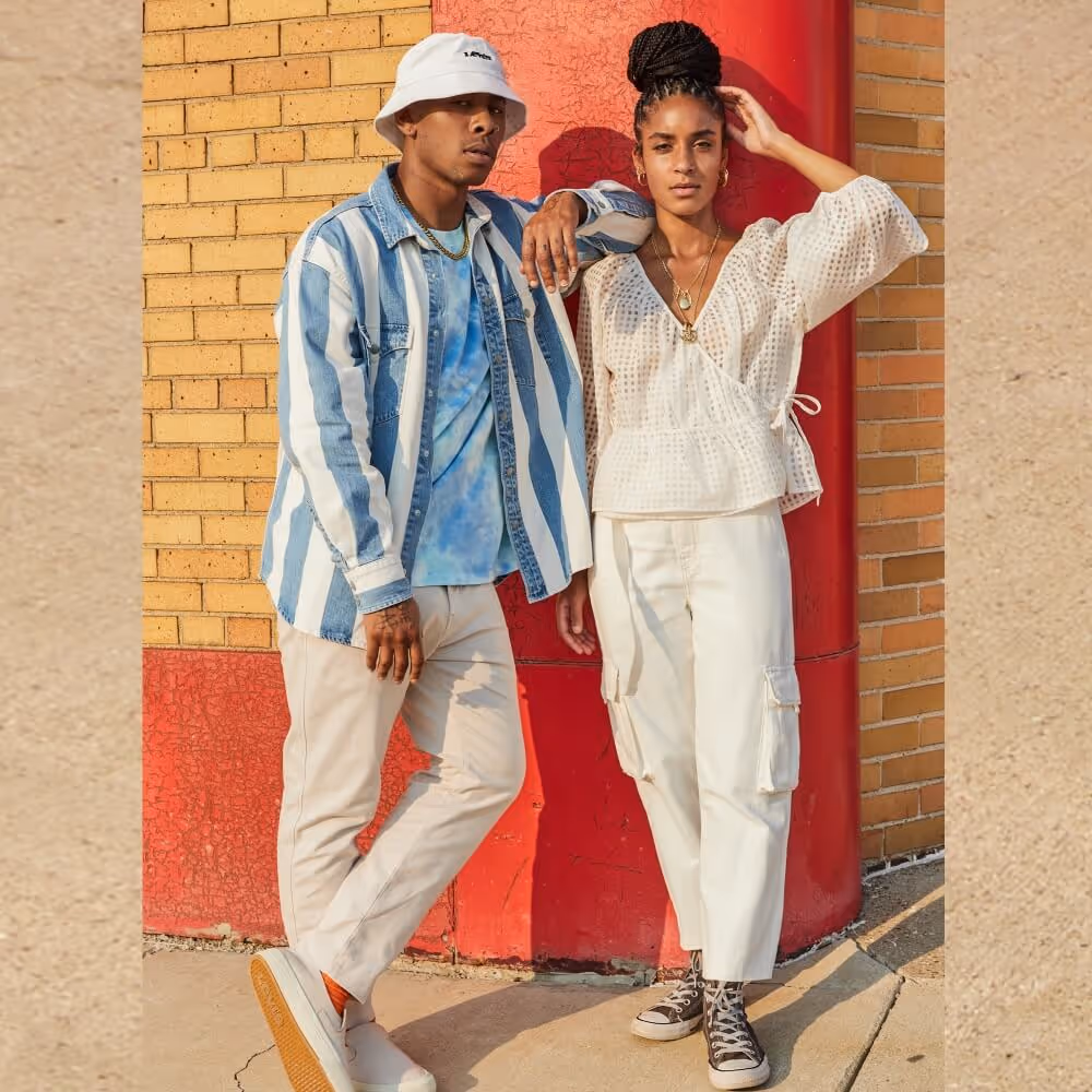 Young couple wearing Levi's Summer Styles