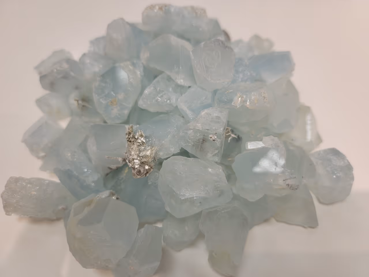 Rought Aquamarine specimens