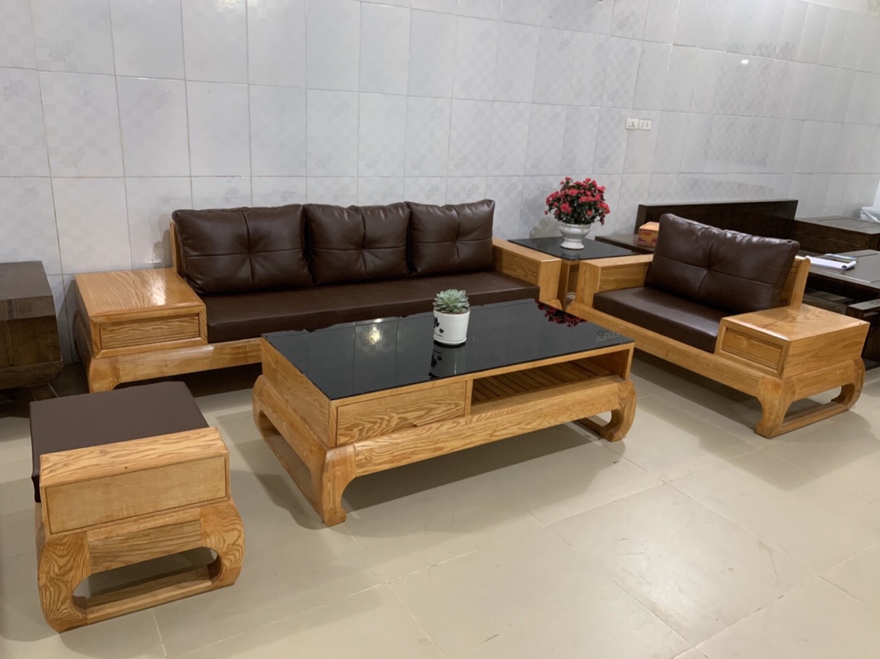 sofa gỗ sồi nga