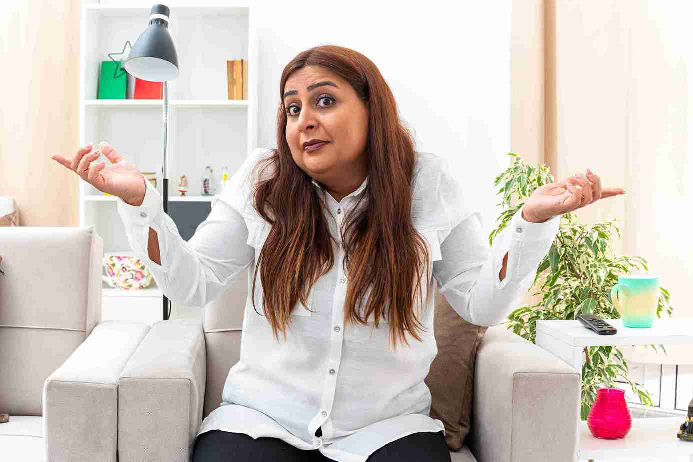 What causes low AMH
