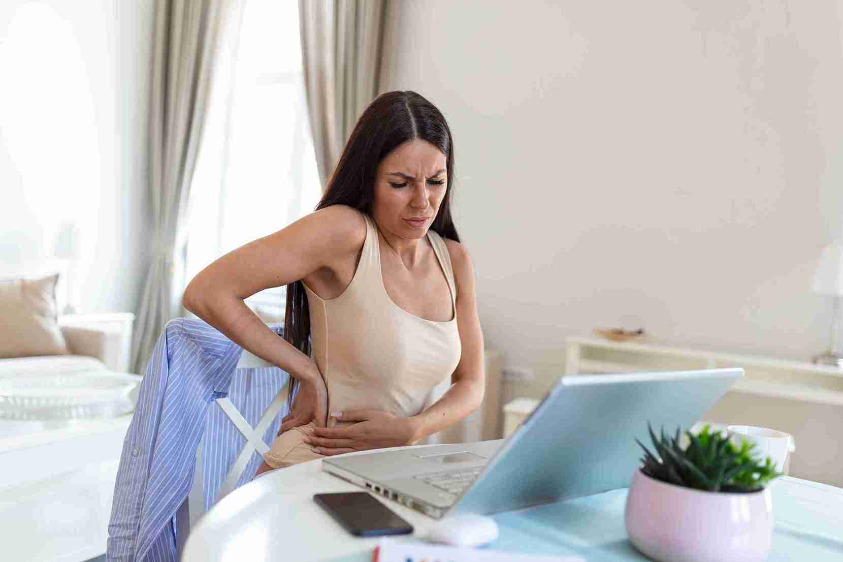 pain felt in the lower abdomen