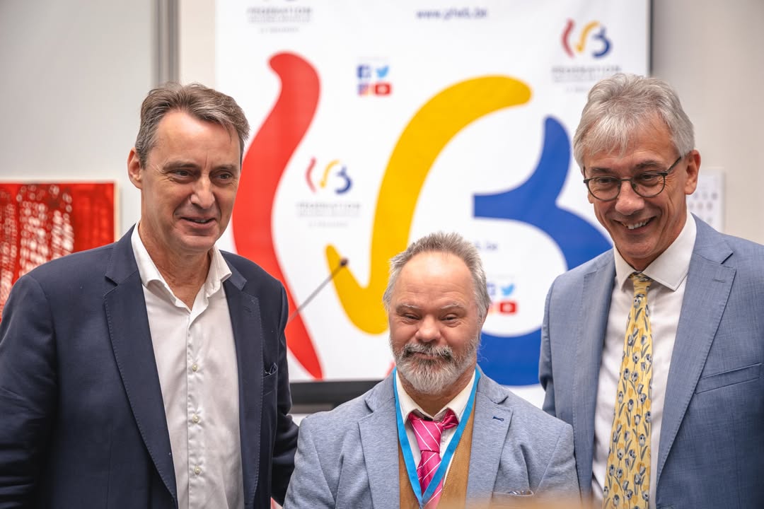 Expo Créahmbxl → Parlement de la Fédération Wallonie-Bruxelles