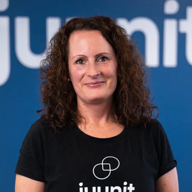 juunit Mitarbeiter - Sandra