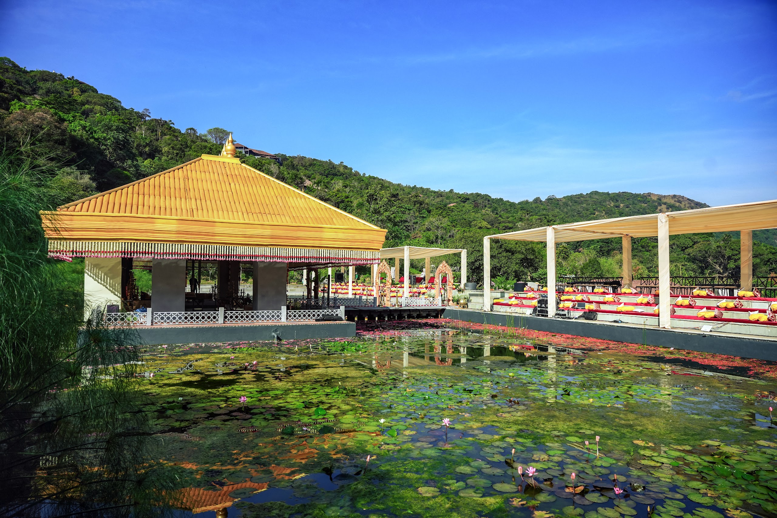 Floral design at TAJ Madikeri