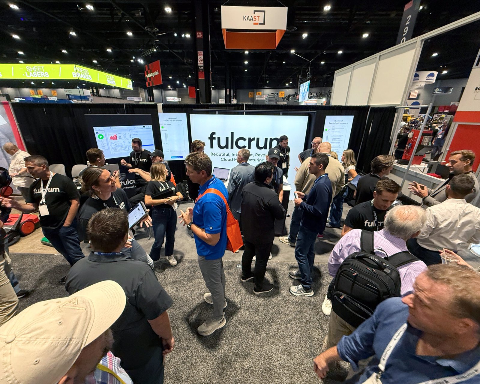 Crowd at the Fulcrum trade show booth