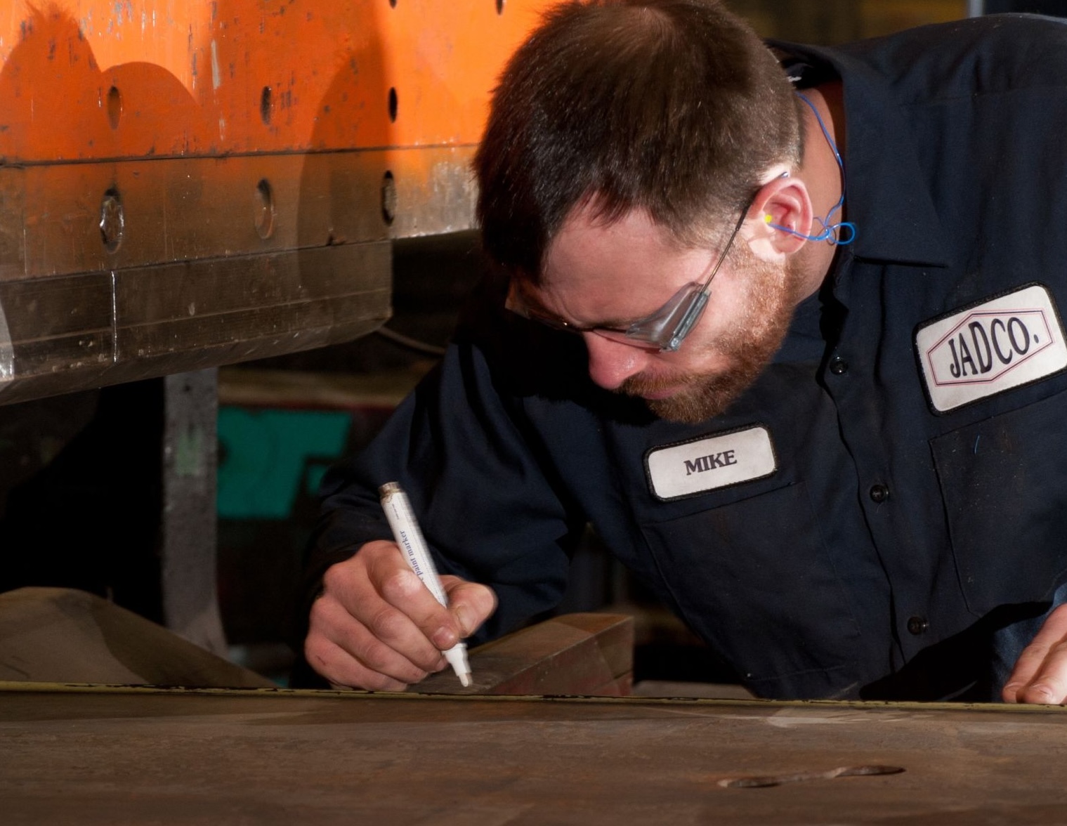 Wear-resistant steel fabrication at JADCO