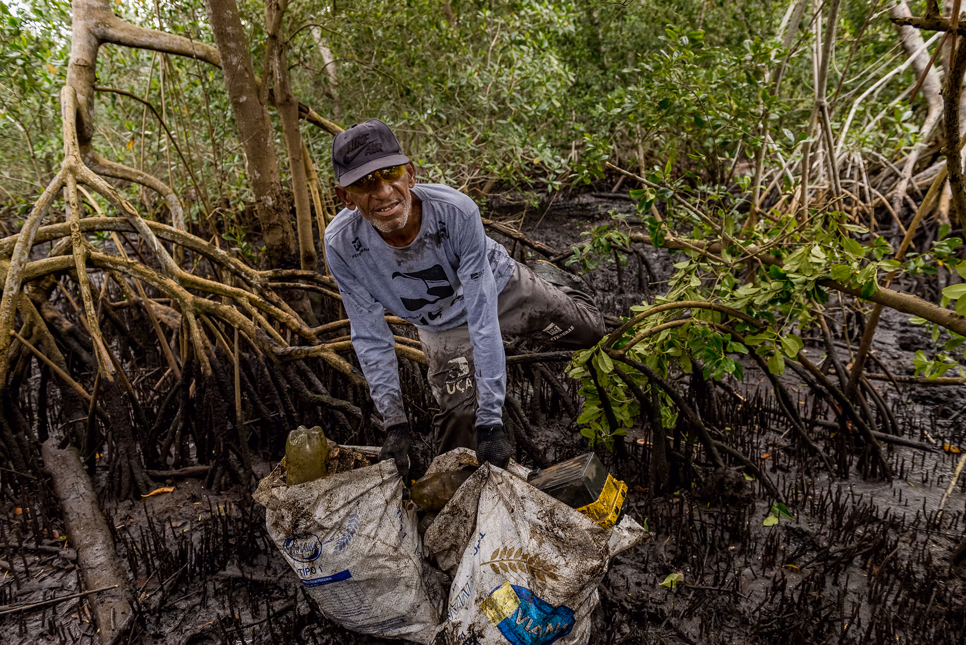 There is Hope in the Trash - Rodrigo Silva Campanario, Brazil