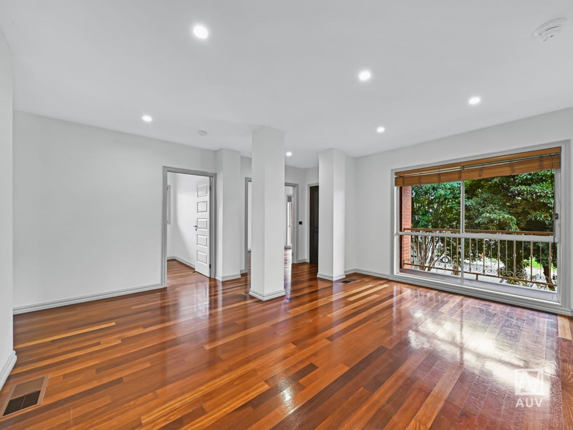 1/99 Bogong Avenue, Glen Waverley - Thumbnail 2