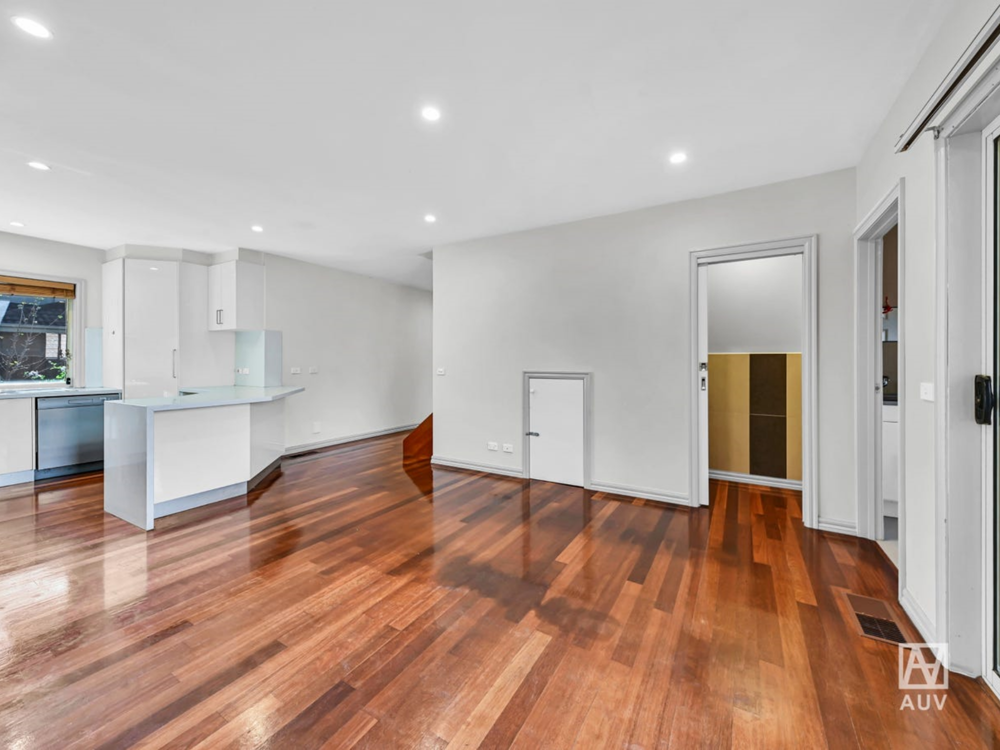 1/99 Bogong Avenue, Glen Waverley - Thumbnail 4