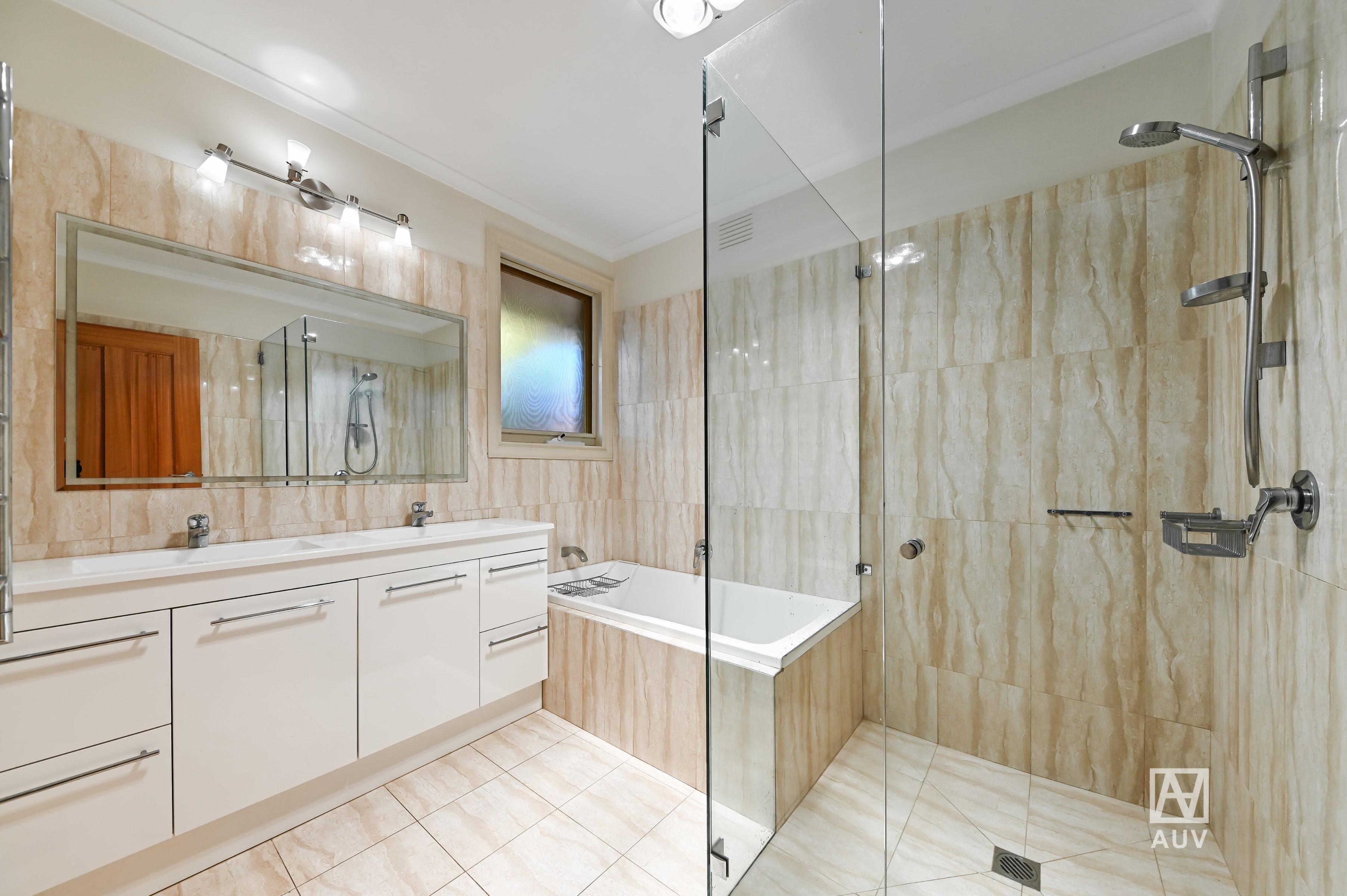 55 Gladwyn Avenue, Bentleigh East - Thumbnail 3
