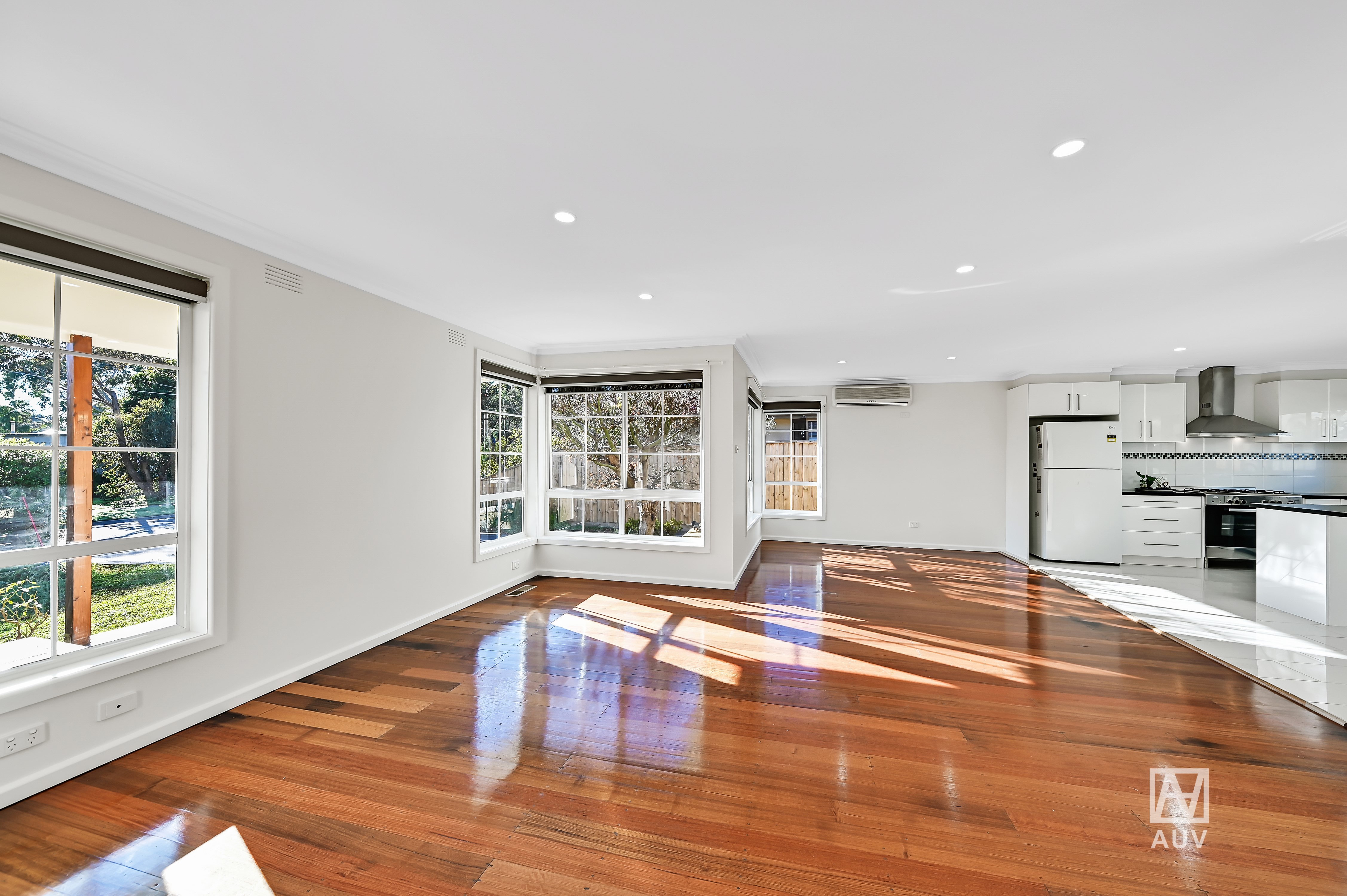 1/16 Vermont Street, Glen Waverley - Thumbnail 2