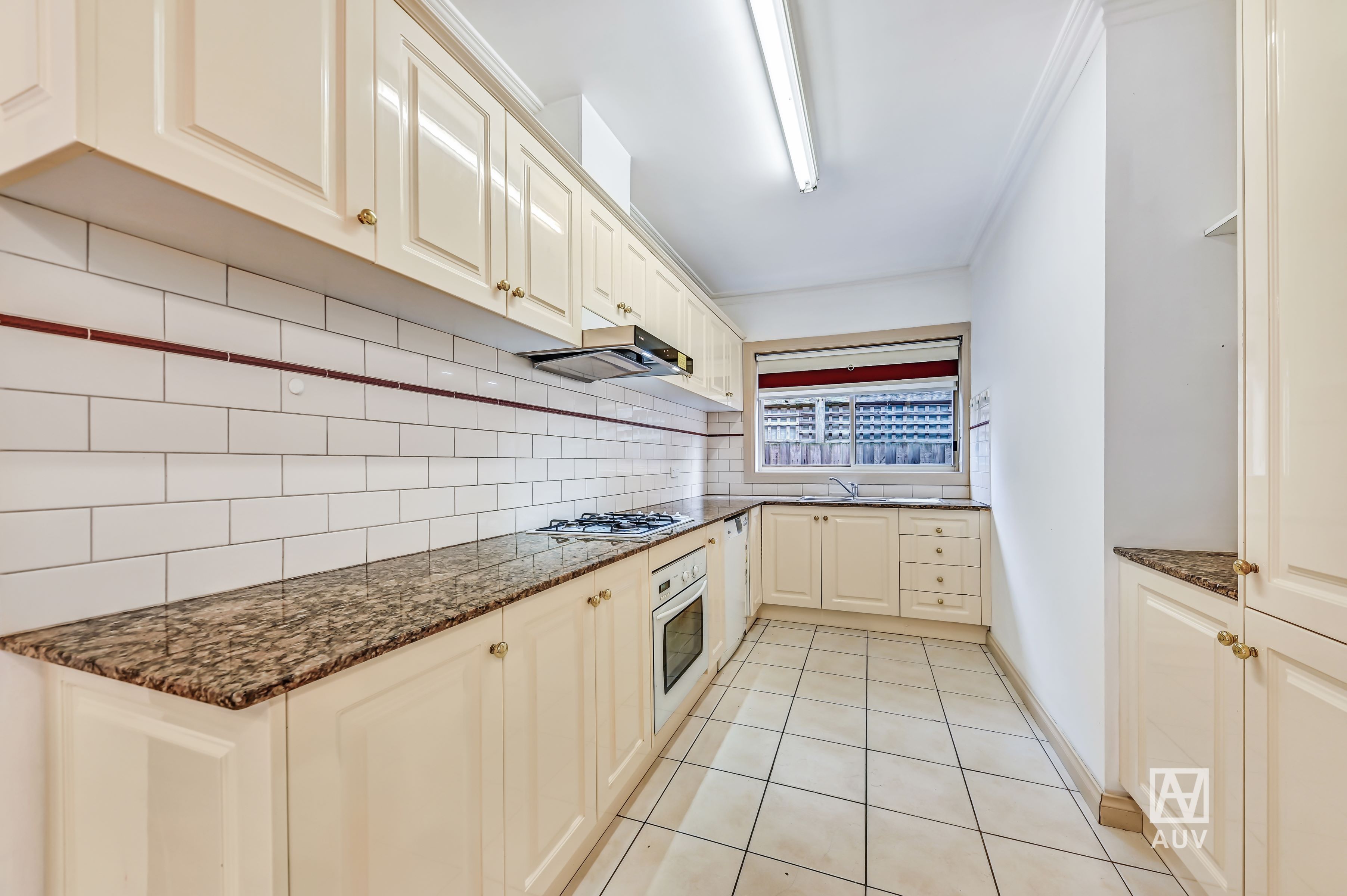 716 High Street Road, Glen Waverley - Thumbnail 4