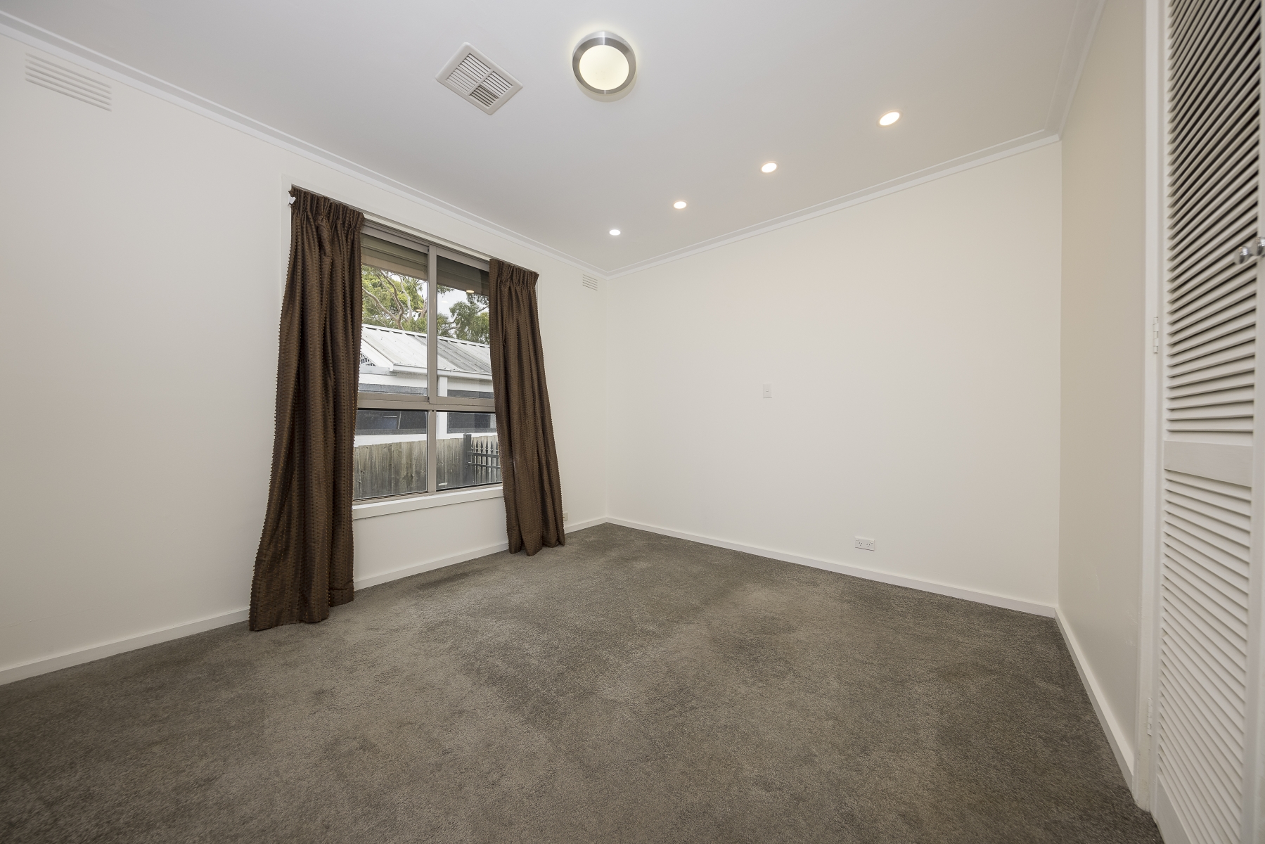212 Waiora Road, Rosanna - Thumbnail 7