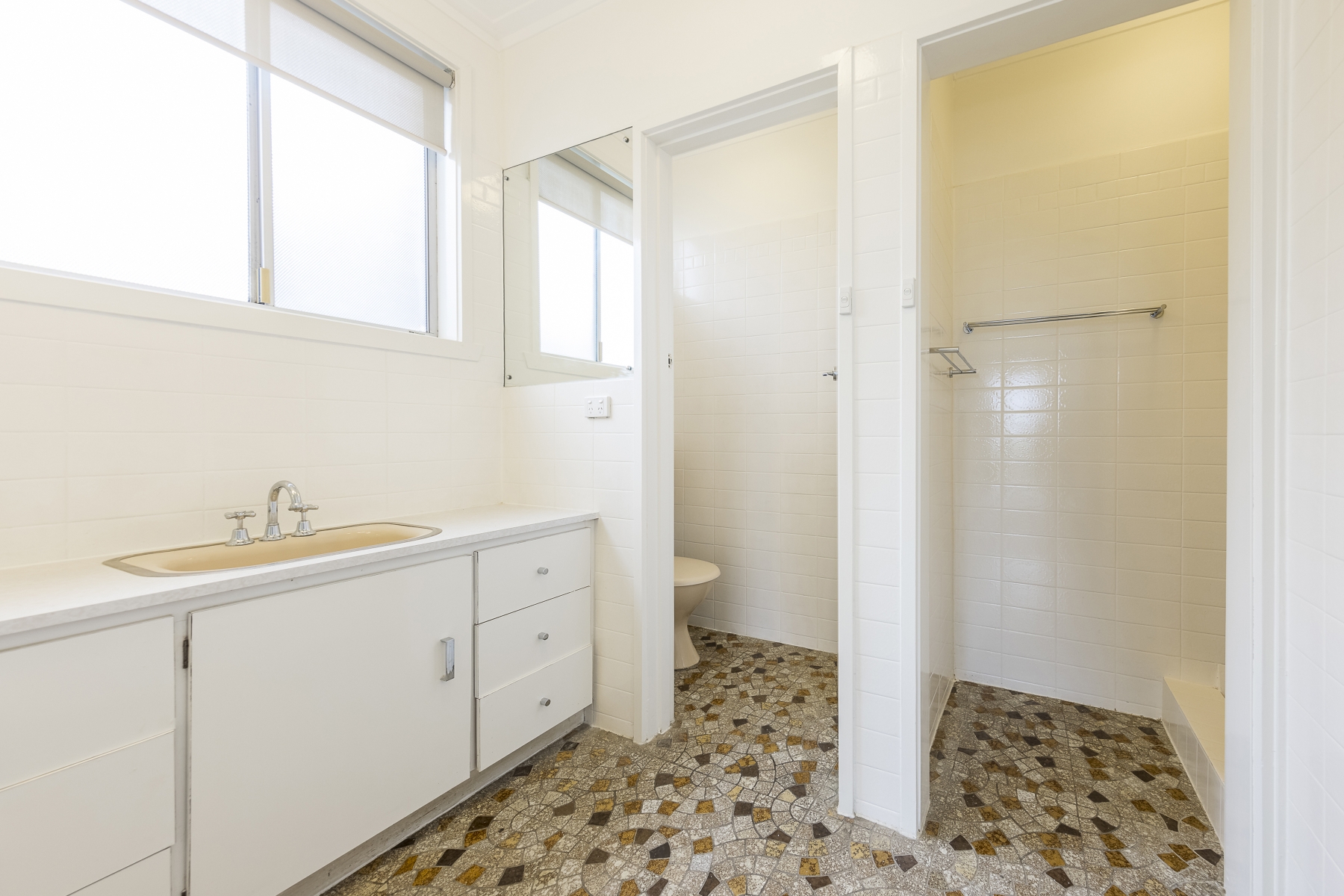 212 Waiora Road, Rosanna - Thumbnail 8