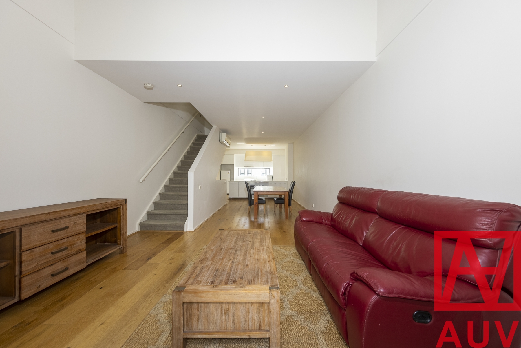 27 Central Park Walk, Cheltenham - Thumbnail 3