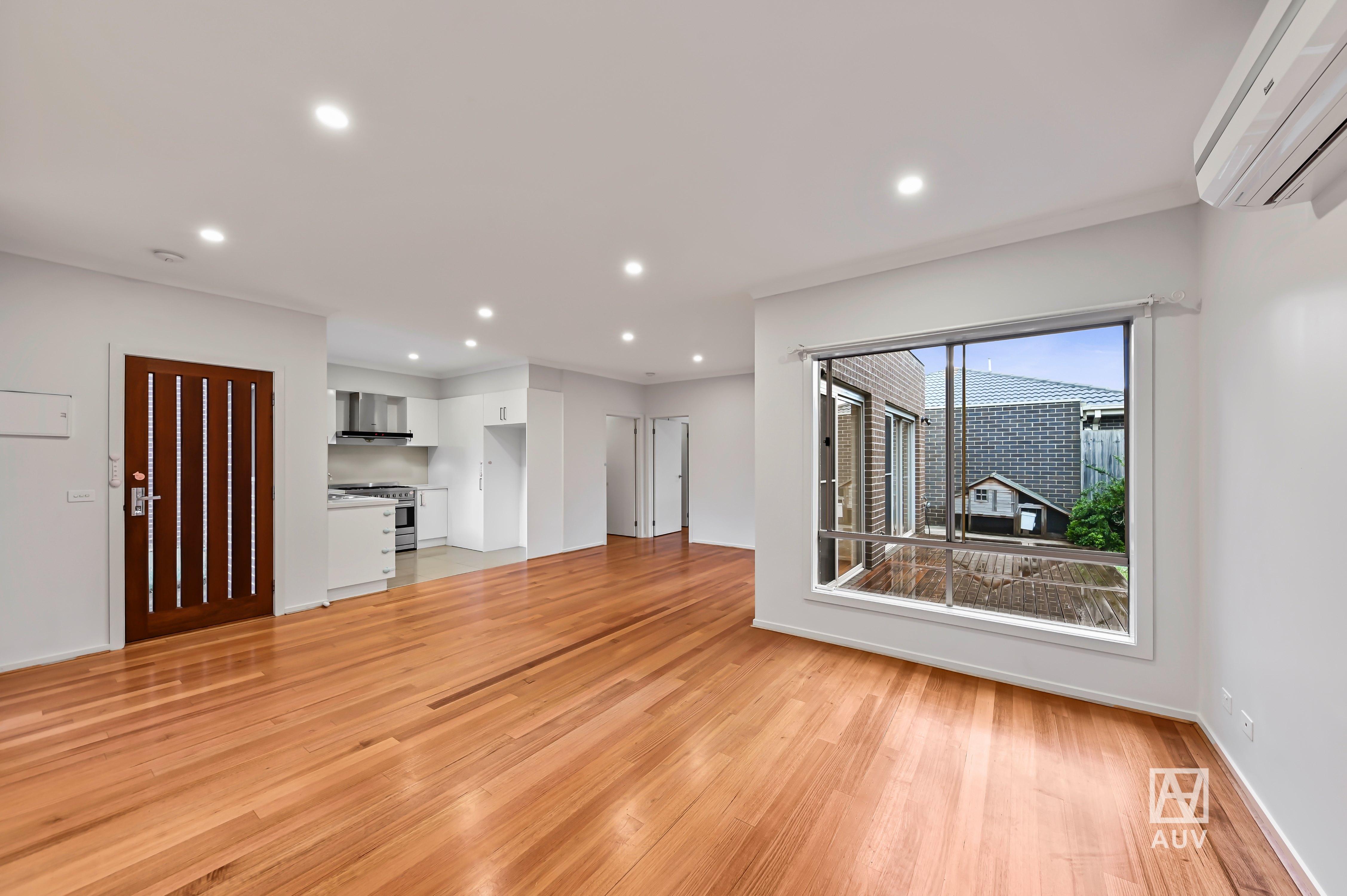 3/5 Reid Street, Oakleigh South - Thumbnail 2