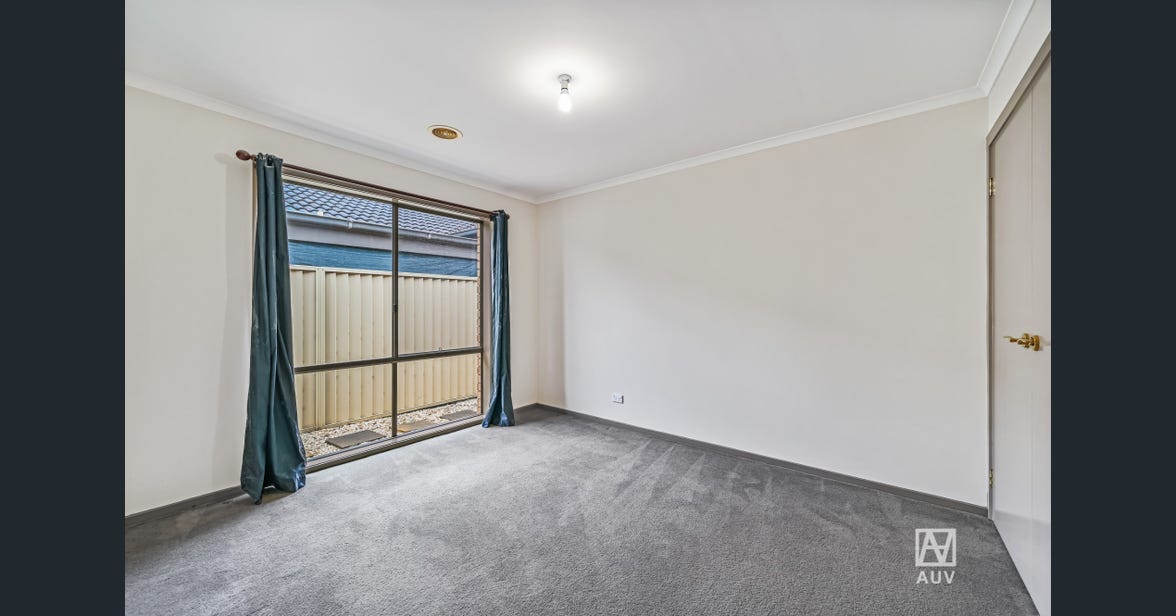 45 Bluehills Boulevard, Pakenham - Thumbnail 8