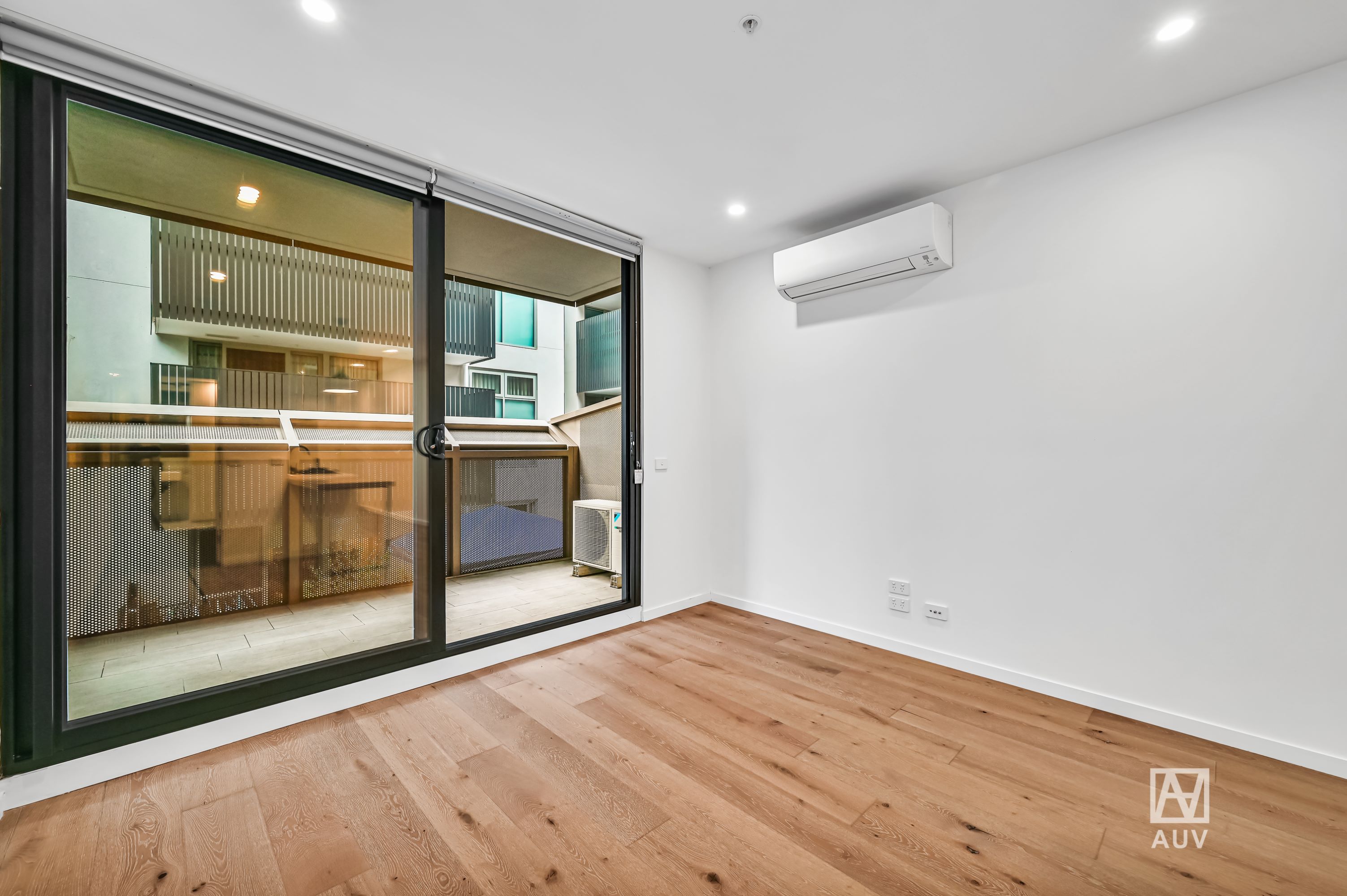 105/83-85 Drummond Street, Oakleigh - Thumbnail 3