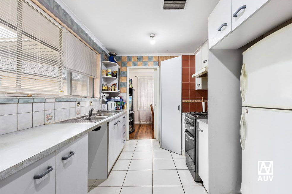 19 Walnut Crescent, Noble Park - Thumbnail 2