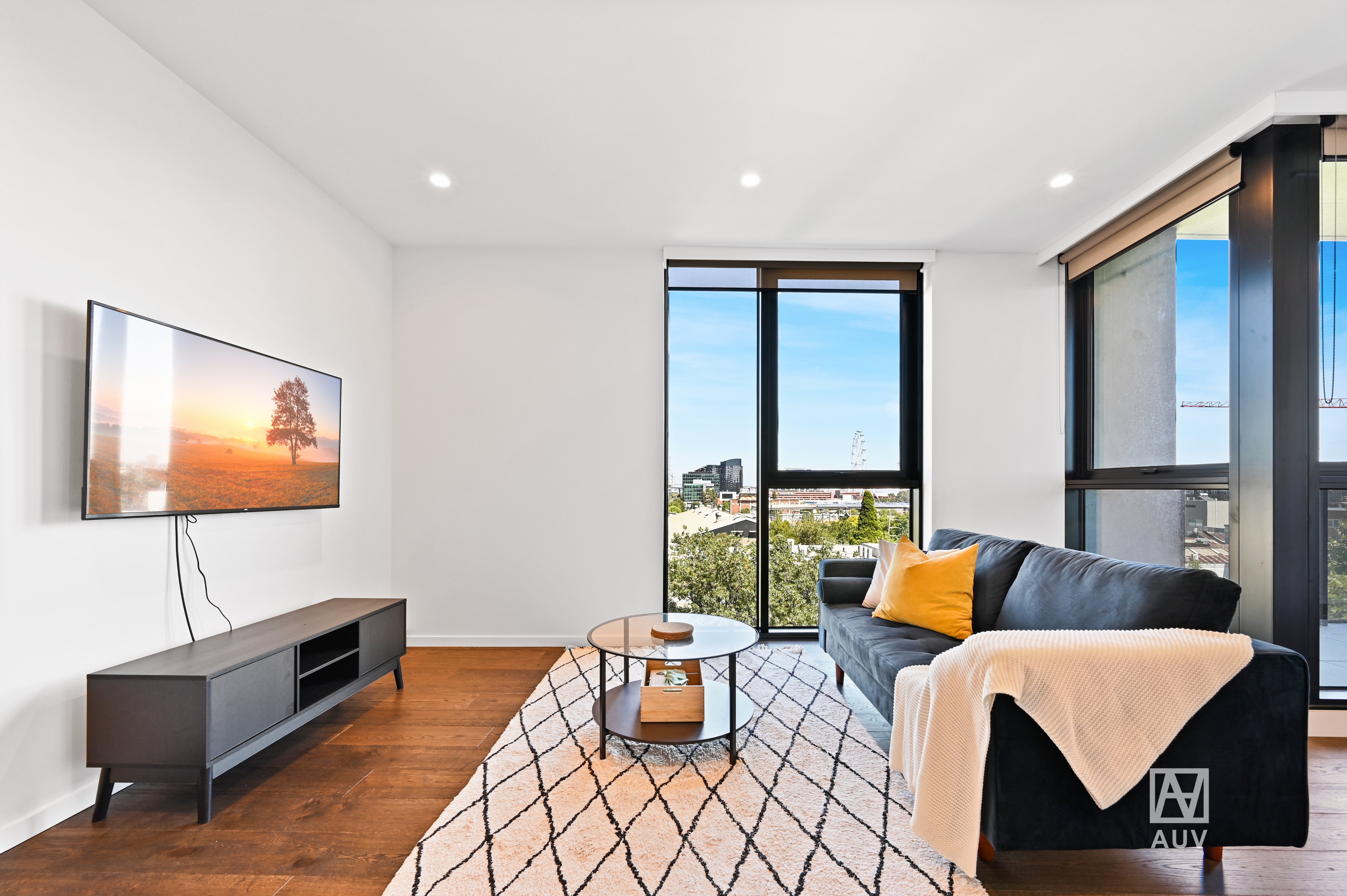 409/112 Adderley Street, West Melbourne - Thumbnail 2