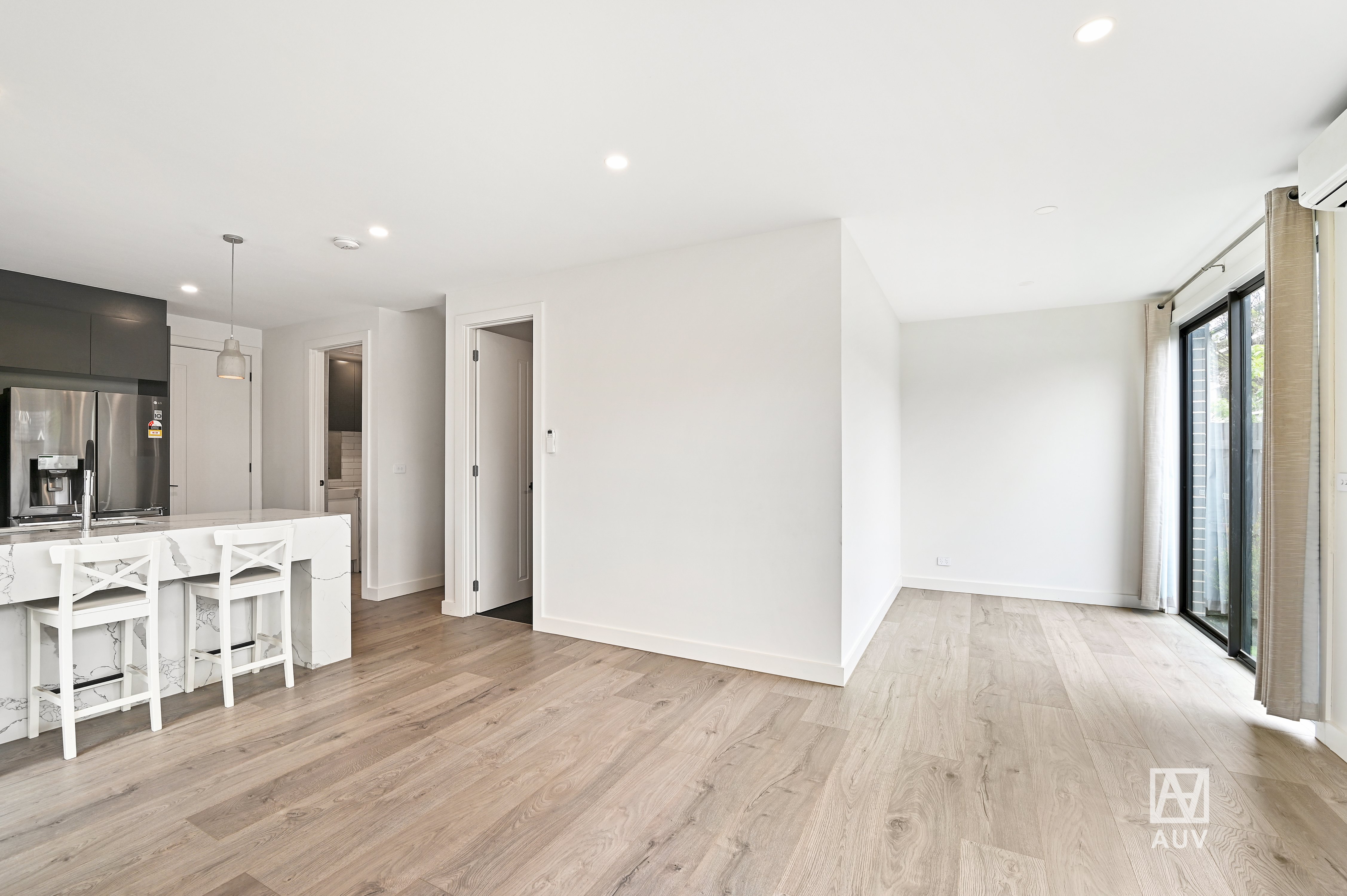 1 Beena Avenue, Carnegie - Thumbnail 2