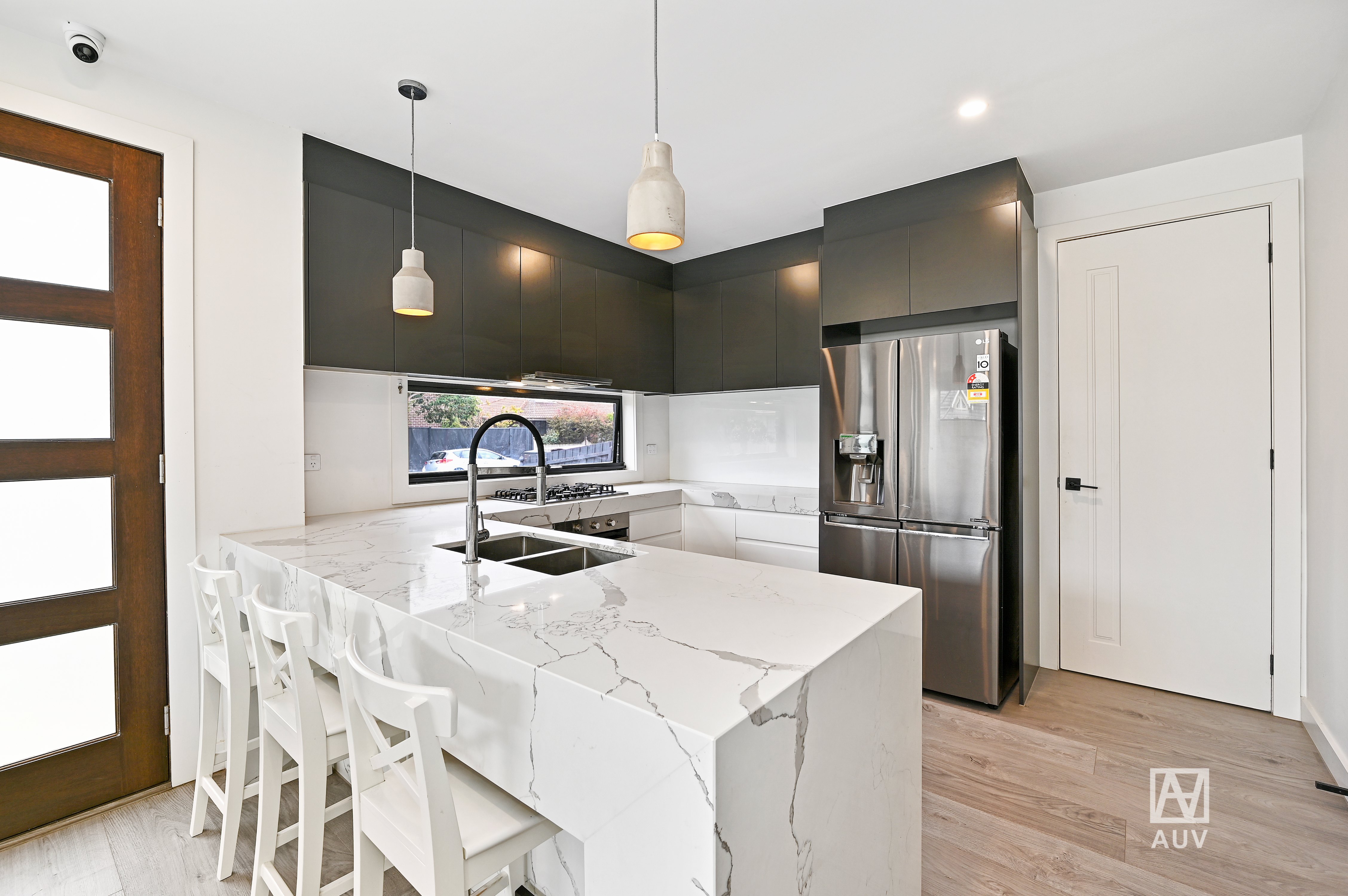 1 Beena Avenue, Carnegie - Thumbnail 3
