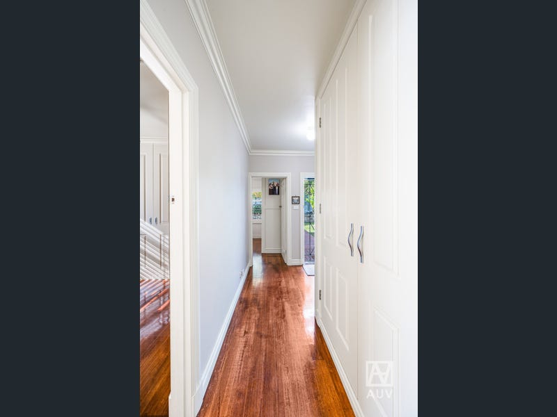 11 Andrews Street, Burwood - Thumbnail 4
