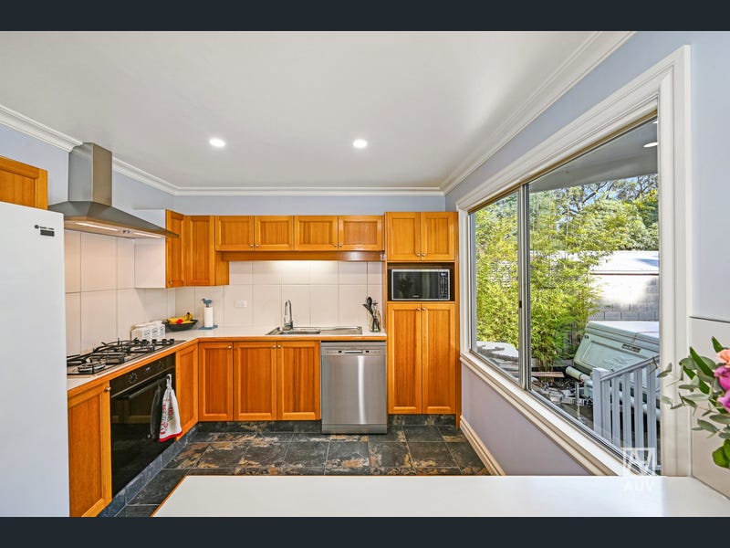 11 Andrews Street, Burwood - Thumbnail 6