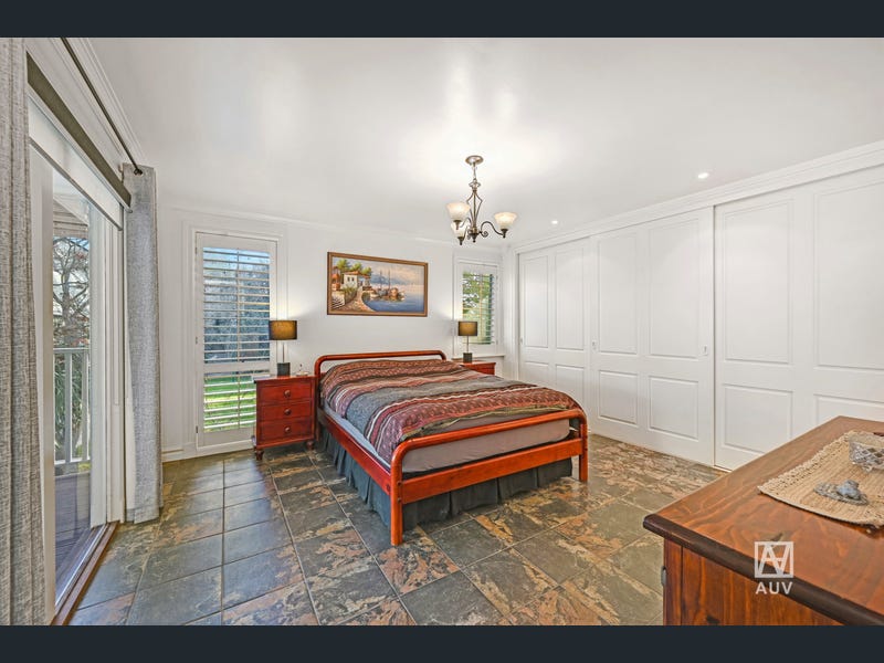 11 Andrews Street, Burwood - Thumbnail 8