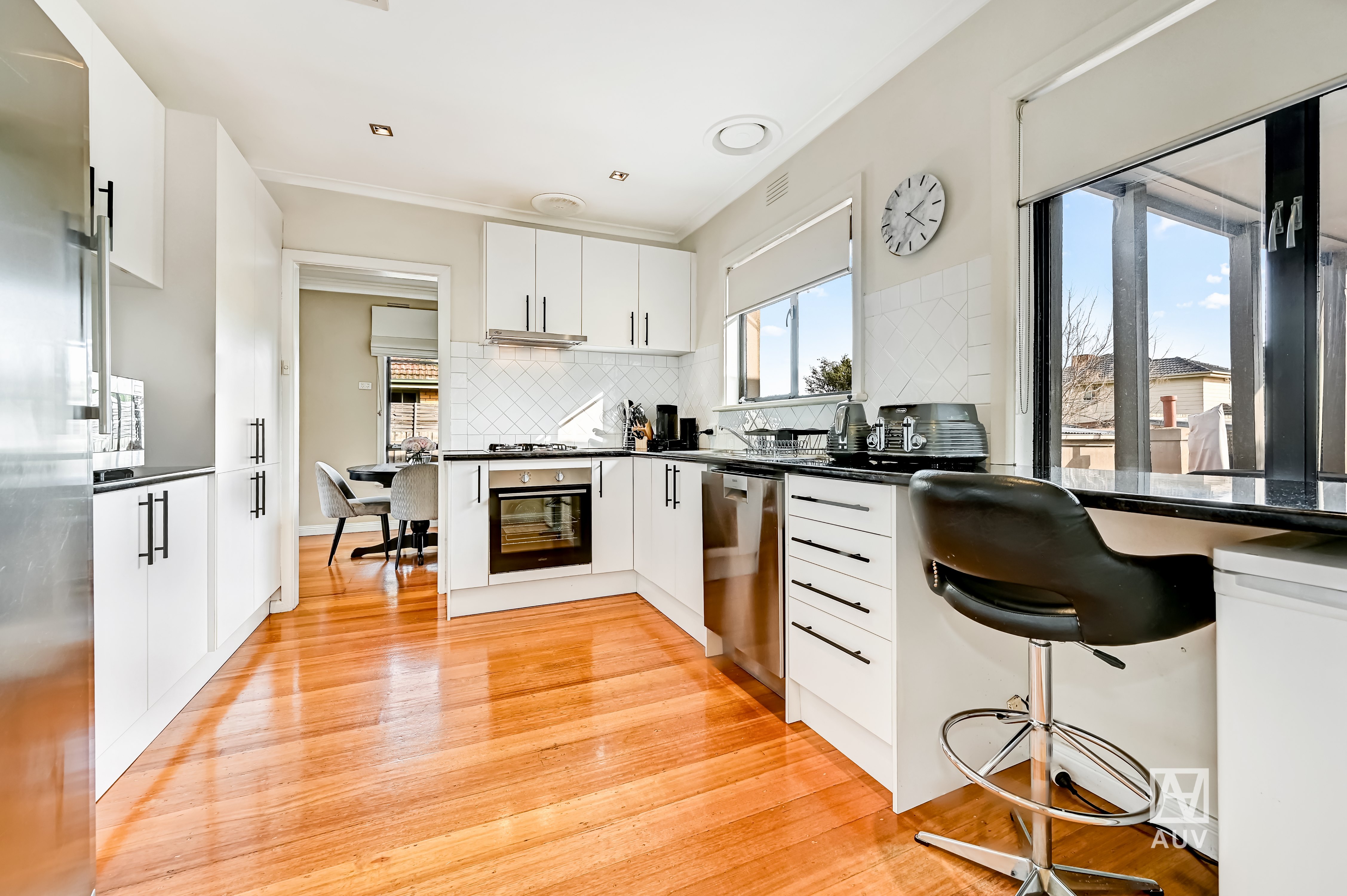 9 Hodgson Grove, Bentleigh East, - Thumbnail 4