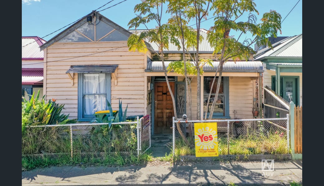 9 Balgonie Place, Northcote - Thumbnail 3